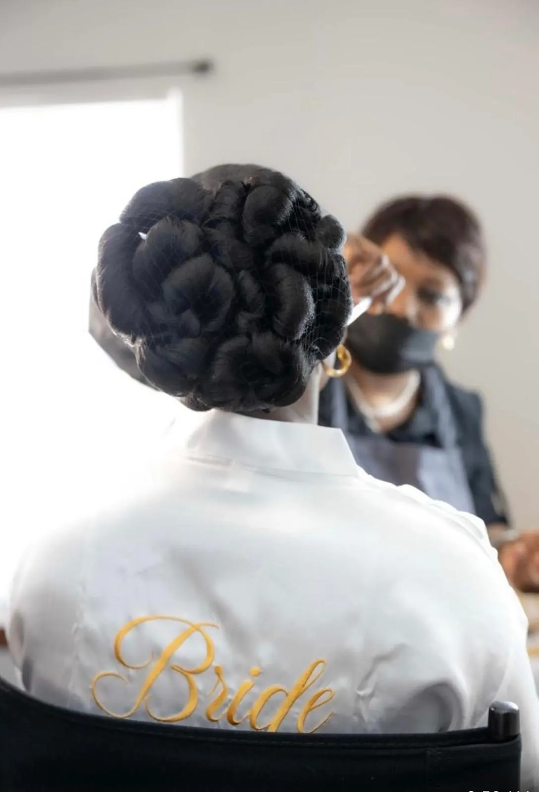 FF Beauty Package Studio, finishing a bride's braided updo